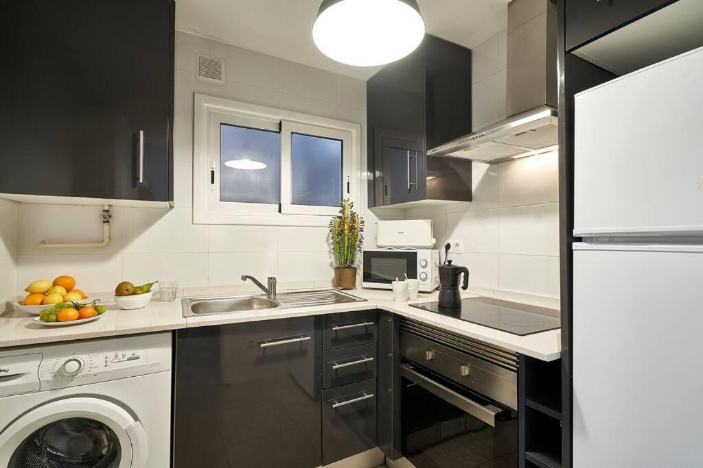 Bebarceloner Sant Andreu Apartments - 3 Bedrooms Kültér fotó