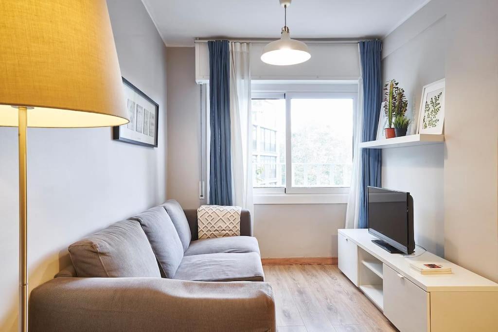 Bebarceloner Sant Andreu Apartments - 3 Bedrooms Kültér fotó