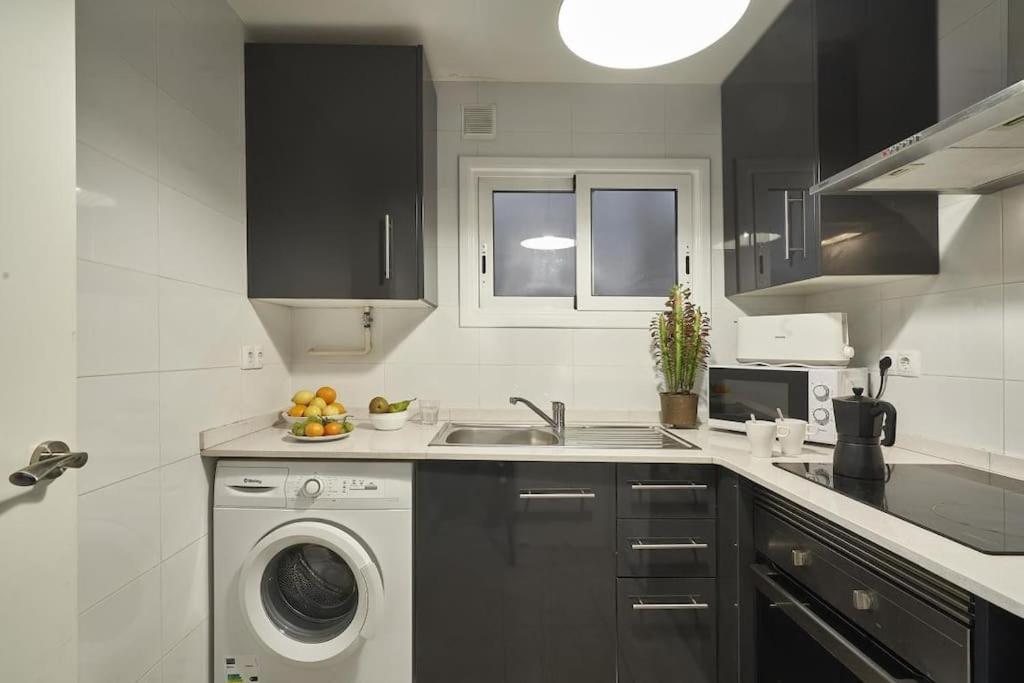 Bebarceloner Sant Andreu Apartments - 3 Bedrooms Kültér fotó