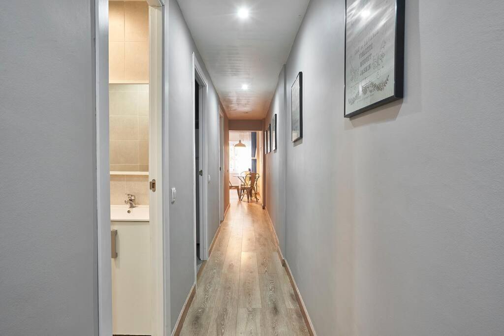 Bebarceloner Sant Andreu Apartments - 3 Bedrooms Kültér fotó